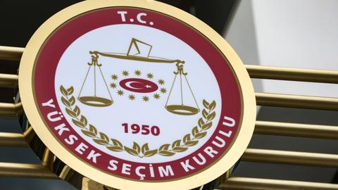 Turkish election board issues list of parties contesting May election