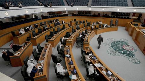 Kuwait annuls 2022 legislative polls, reinstates old parliament