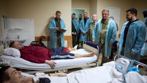 Live blog: Crimean Tatars observing Ramadan 'under occupation' — Zelenskyy