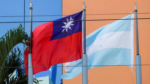 Honduras denies demanding .5B from Taiwan before shifting ties to China