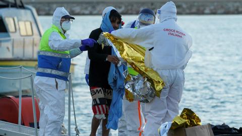 Dozens of migrants missing after another Tunisia shipwreck