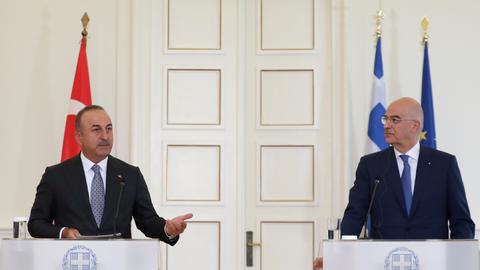 Greece stresses 'positive turn' in relations with Türkiye