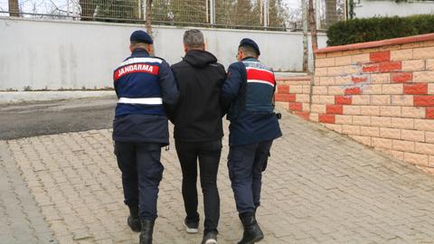 Türkiye arrests FETO terror suspect near Greece border