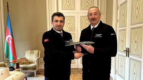 Azerbaijan’s president welcomes head of Turkish defence company ‘Baykar’