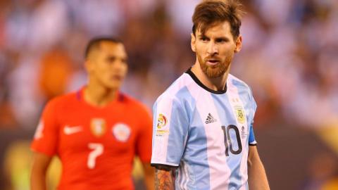Argentine president, Maradona urge Messi to stay on