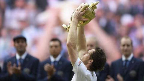 Masterful Murray wins Wimbledon