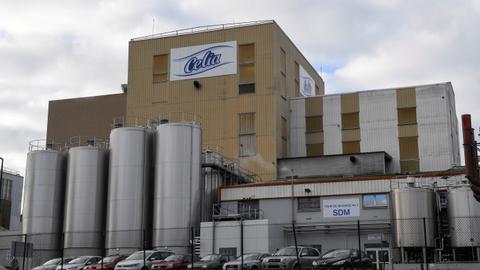 France withdraws Lactalis baby milk over salmonella fears