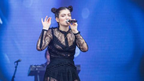 Kiwi singer Lorde cancels Israel concert after BDS pressure