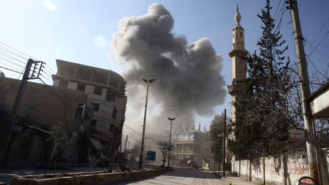 Thirty more killed in eastern Ghouta as Putin orders 'humanitarian pause'