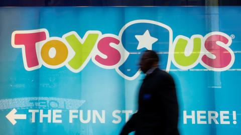 Toys R Us to close US stores