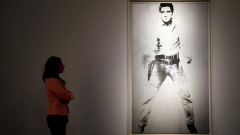 Warhol S Double Elvis Could Fetch 30 Million At Christie S Sale