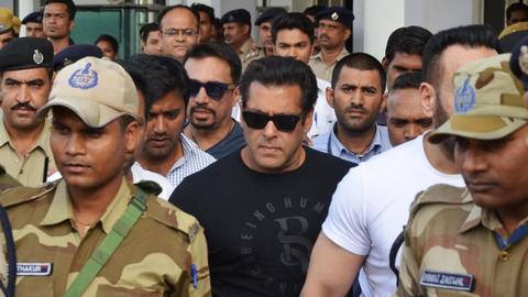 Indian Bollywood star gets bail after serving two days in jail for poaching