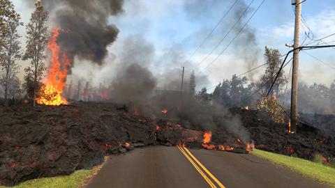 Hawaii volcano destroys 21 homes as it spews lava 200 feet in air