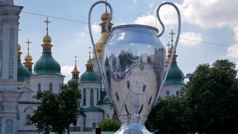 Kiev hotel prices soar  ahead of Champions League final