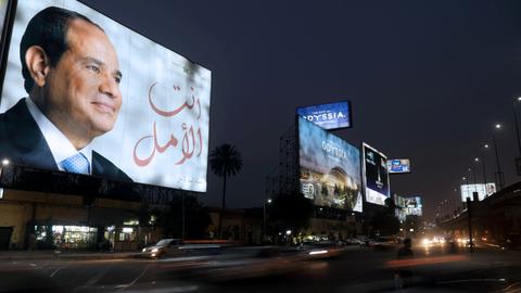 Egypt 'detains' prominent opposition leader, former Sisi supporter