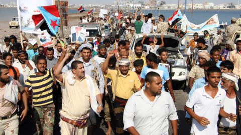 Pro-government Yemenis protest UN envoy's peace proposal