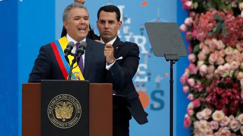 Colombia's new leader plans changes to FARC peace deal