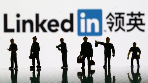Chief US spy catcher says China using LinkedIn to recruit Americans