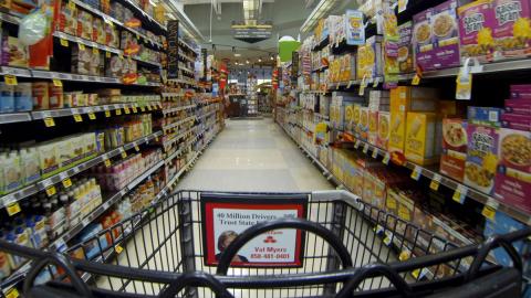 Californian hospitals take fight with obesity to supermarkets