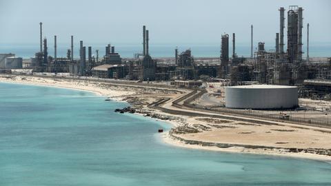 Saudi Arabia to ship less oil in Dec as it floats cut talks possibility