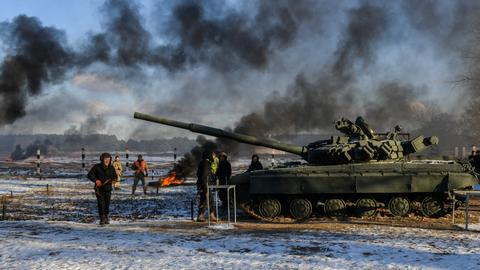 Will the Russia-Ukraine standoff in the Azrov Sea lead to war?