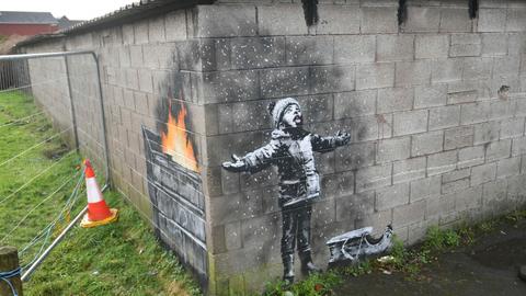 New Banksy artwork brings crowds to Welsh town