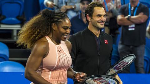 Federer emerges victorious in historic clash with Serena