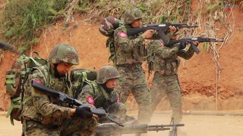 Myanmar police battle Buddhist militia in restive Rakhine