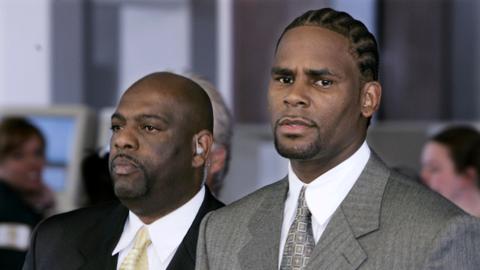 R Kelly gets $1 million bail at hearing in sexual abuse case