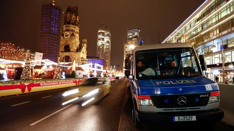 German police arrest man over private data hack