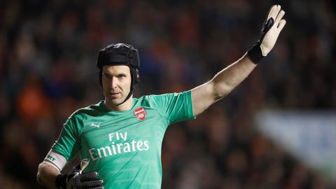 Arsenal goalkeeper Cech to retire at end of season