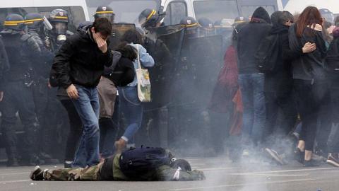 French protesters clash with police over labour reforms