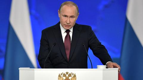 Putin warns new missiles could target 'decision-making centres'