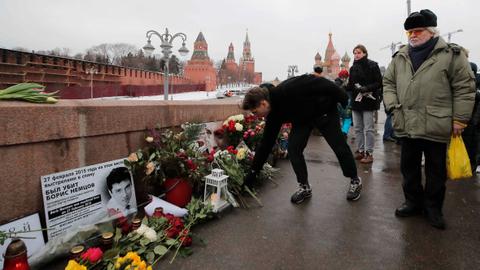 Russians remember murdered politician Boris Nemtsov