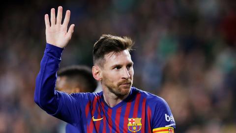 Betis fans bow to 'extraordinary' Messi after sublime hat-trick
