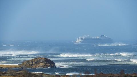 Norway rescuers airlift passengers off cruise ship in storm