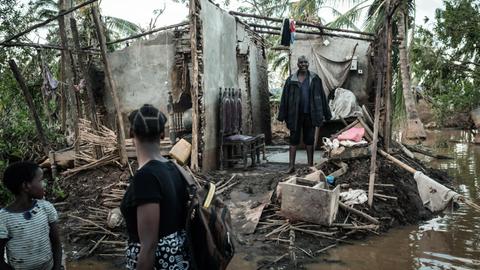 Disease fears mount for Africa cyclone survivors
