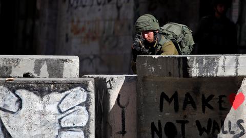 Israeli think tank warns against Palestinian Authority’s economic collapse