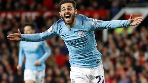 Manchester City take big step towards title with win over United