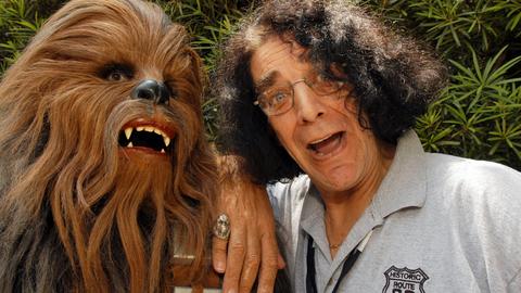 Peter Mayhew, Chewbacca in the 'Star Wars' films, dies at 74