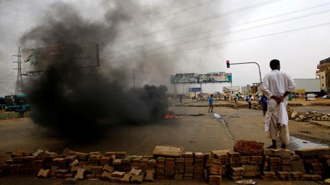 Death toll in Sudan violence rises to 60, doctors' group says