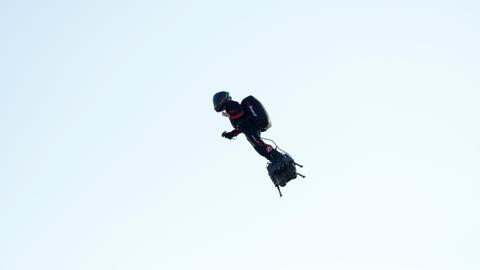 Inventor tries, and fails, to cross Channel on flyboard