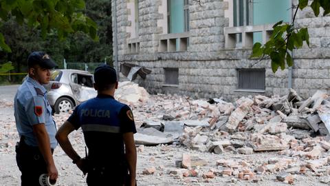 Strong earthquake in Albania damages buildings and sends residents fleeing