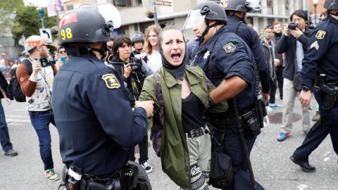 20 arrested as pro- and anti-Trump protesters clash in Berkeley