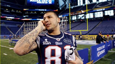 Ex-NFL star Hernandez hangs himself in his prison cell