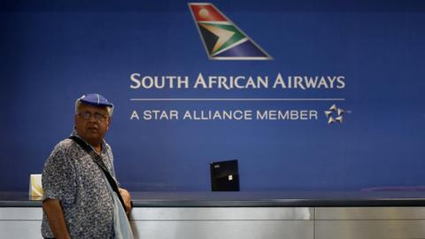 South African Airways workers to strike over mass layoff plans