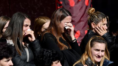 Victims buried as search for Albania quake survivors ends