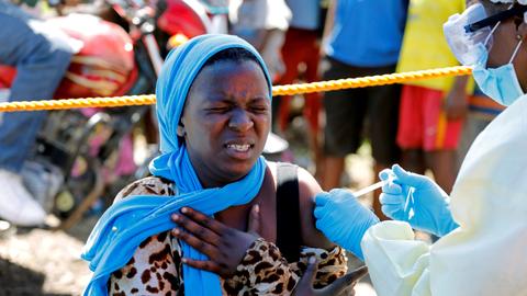 Rwanda begins vaccinating against Ebola