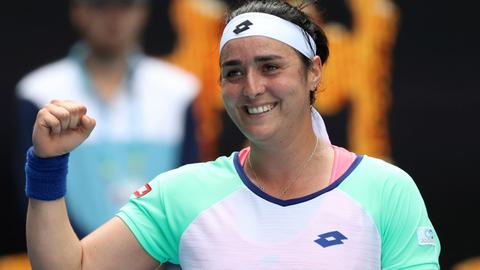 Jabeur hopes to inspire Arab women after reaching Melbourne quarters
