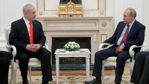 Netanyahu meets Putin to discuss US Mideast peace plan